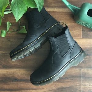DR. MARTENS Embury Leather Chelsea Boot